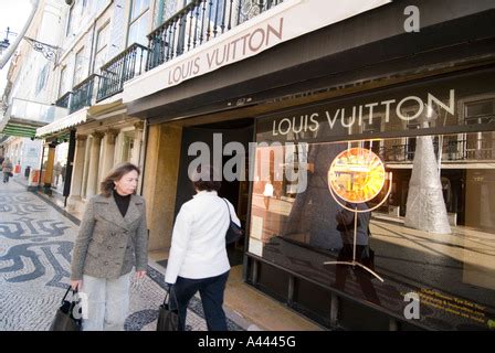 lv factory lisbon